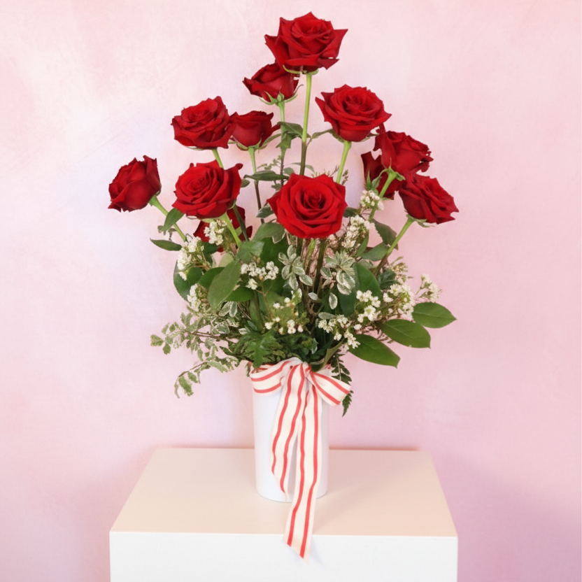 Traditional Dozen Roses